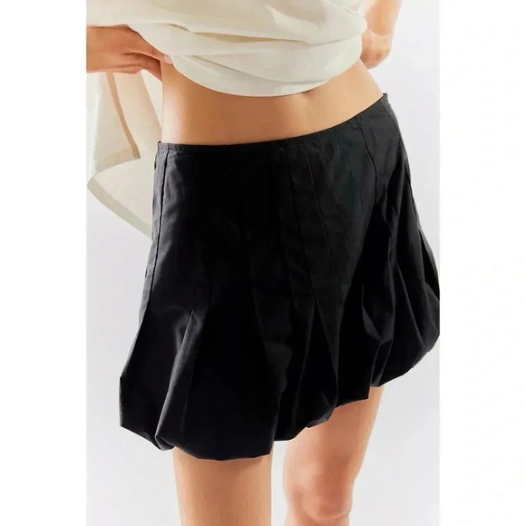 NWT Geel Cloud Mini Skirt Low Rise Bubble Black Free People Small - Picture 1 of 9